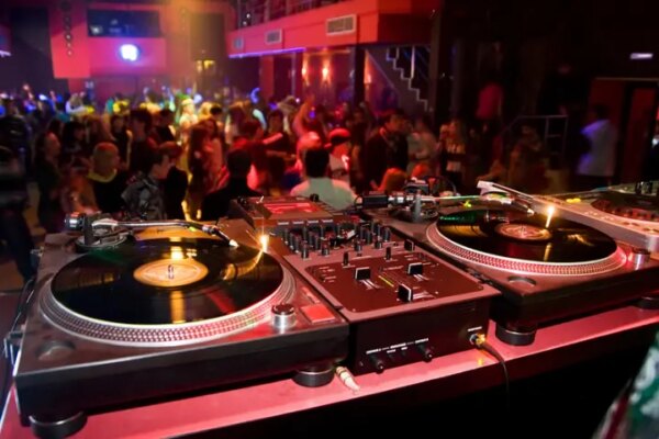 CLUB DJ - Image 3